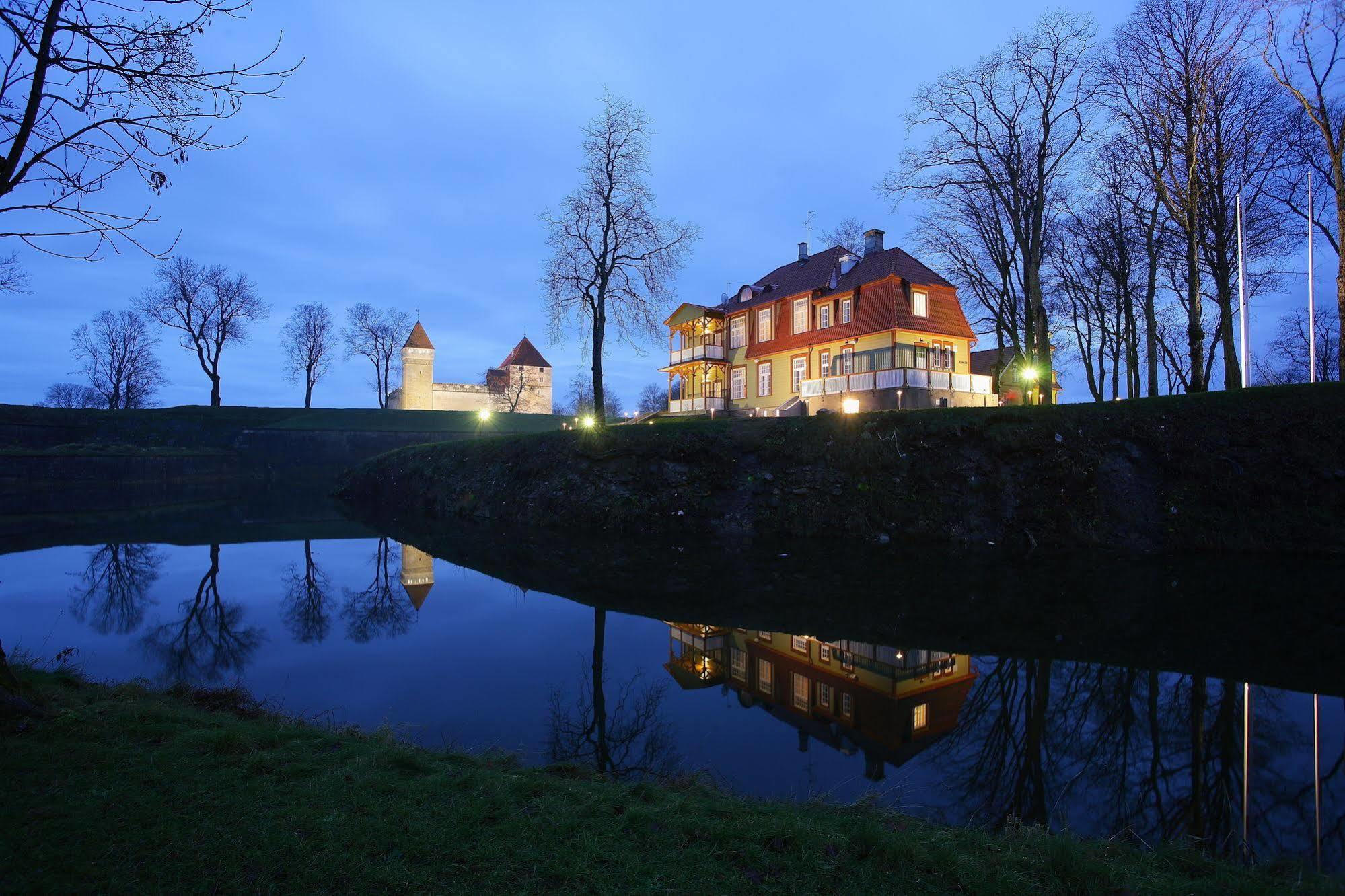 Ekesparre Boutique Hotel Kuressaare Eksteriør bilde