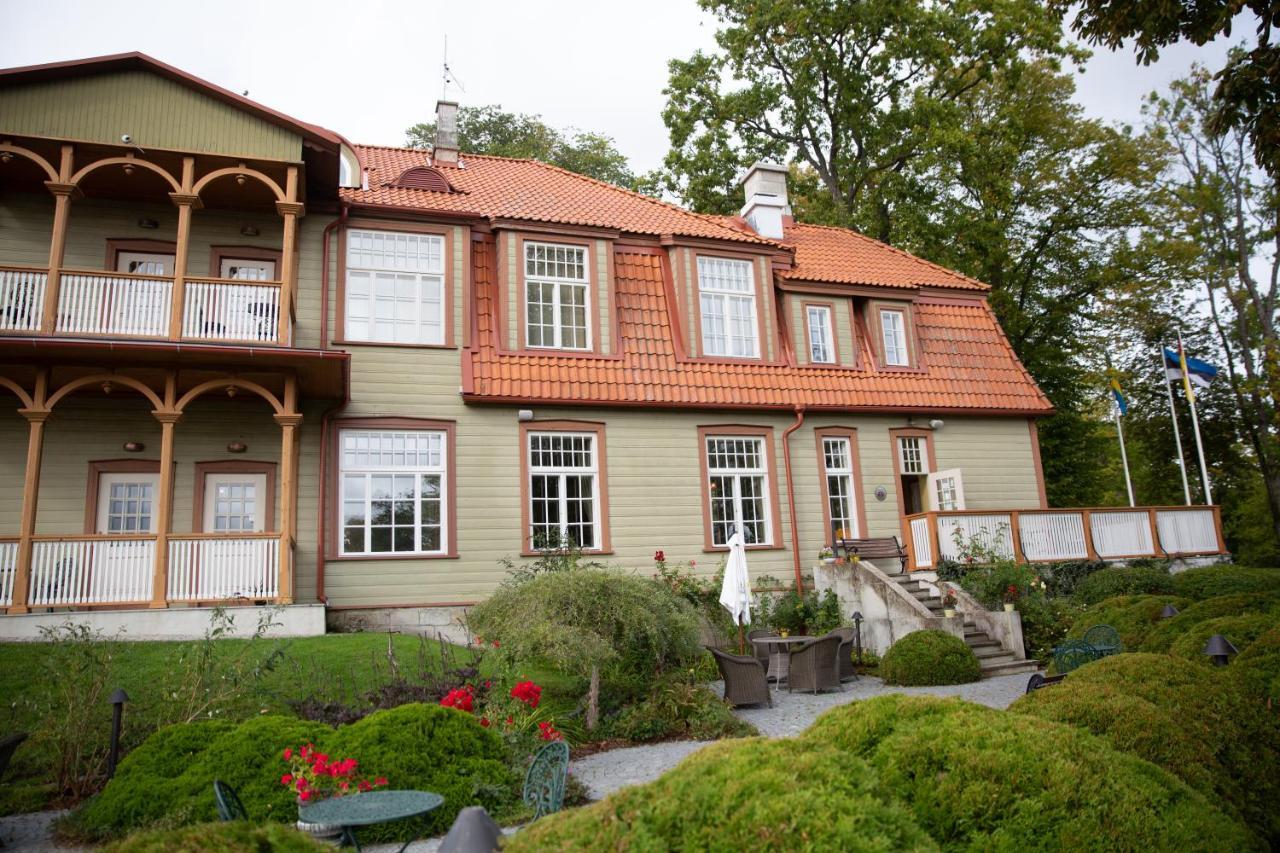 Ekesparre Boutique Hotel Kuressaare Eksteriør bilde